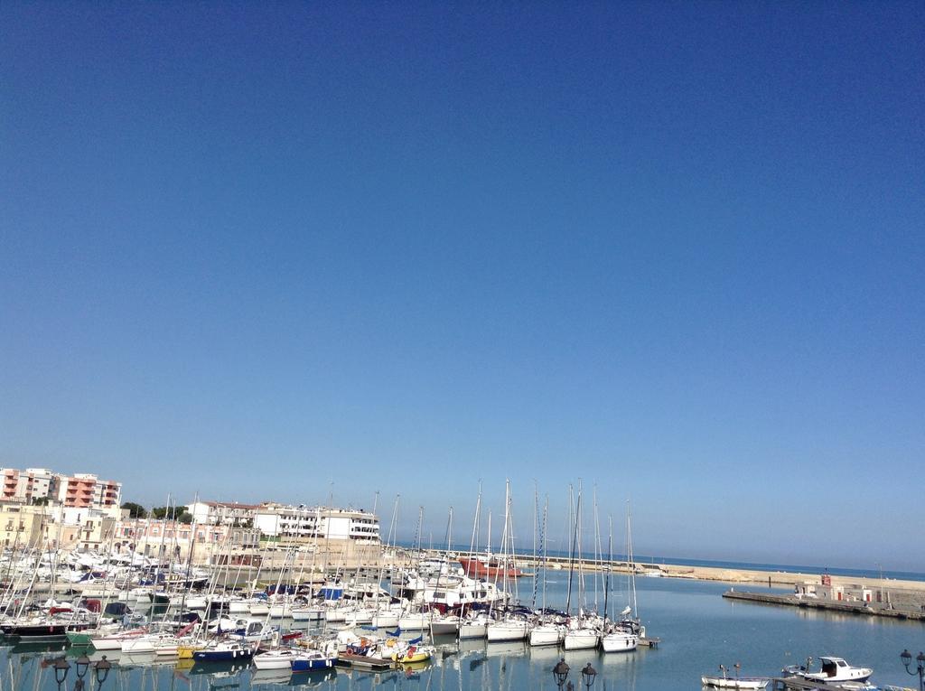 B&B Al Porto Bisceglie Luaran gambar